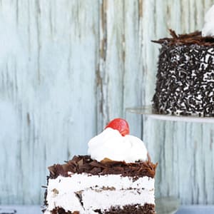 Up To Two Kilograms Of Cake In Choice Of Flavour From Maiya Lounge â¥â¿â¥ Dubai